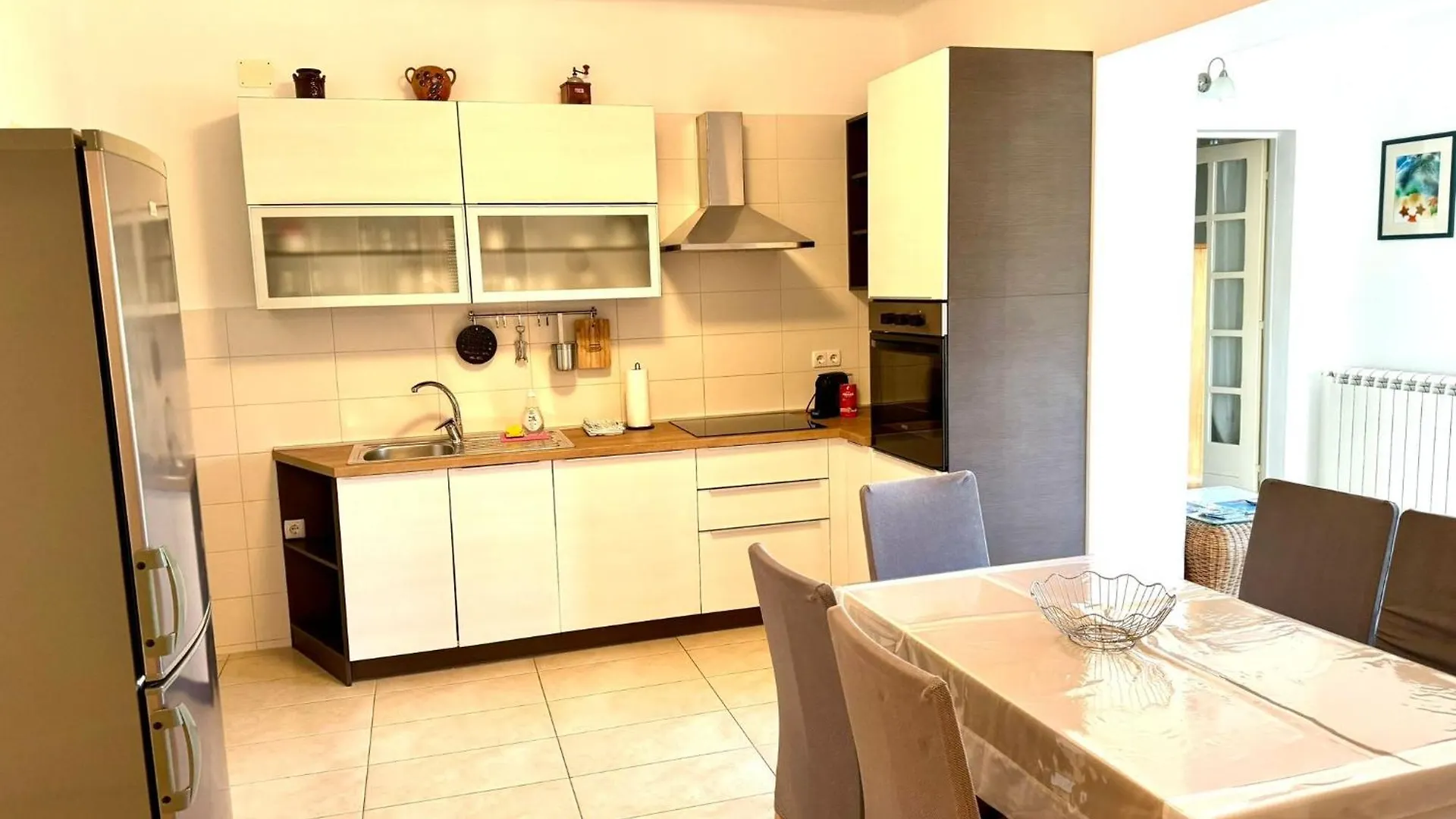 Apartment Erdgeschosswohnung Mit Terrasse Fuer Sechs Personen Kampor
